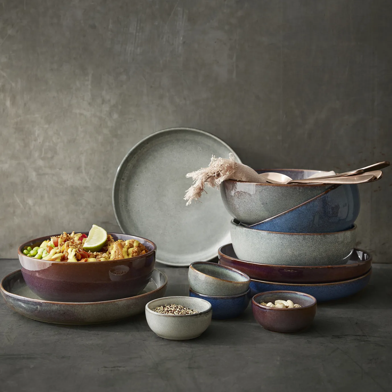 Teller Poke, Grau, 22 Cm